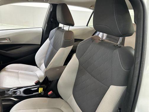 2021 Toyota Corolla Hybrid LE