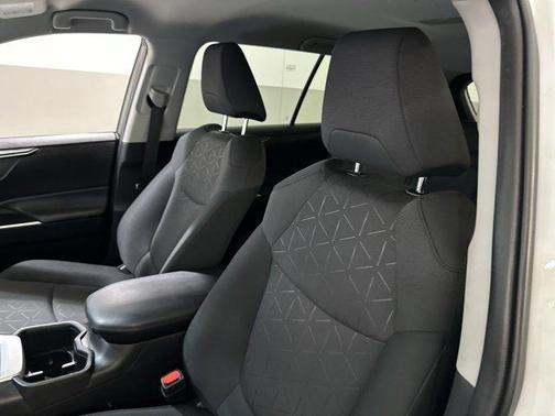 2024 Toyota RAV4 Hybrid Woodland Edition