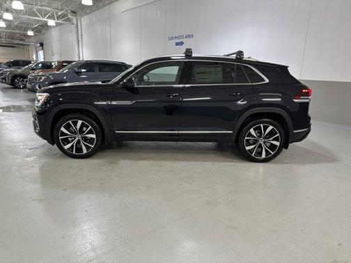 2026 Volkswagen Atlas Cross Sport 2.0T SEL Premium