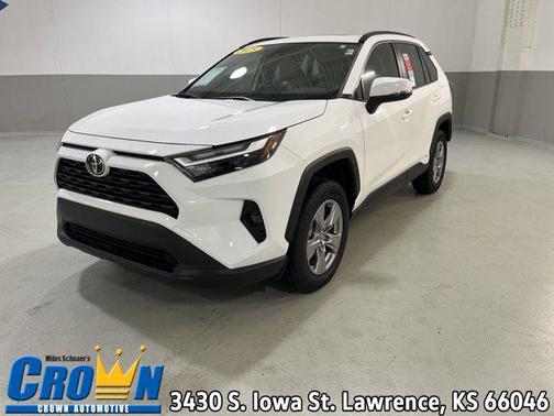 2025 Toyota RAV4 Hybrid XLE