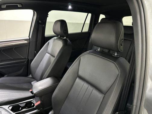 2022 Volkswagen Tiguan 2.0T SE R-Line Black 4MOTION
