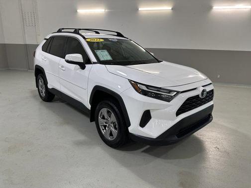 2022 Toyota RAV4 XLE