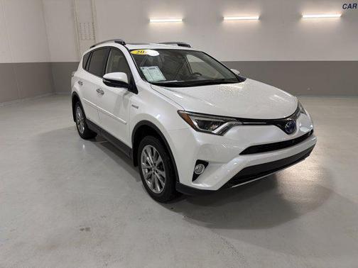 2017 Toyota RAV4 Hybrid SE