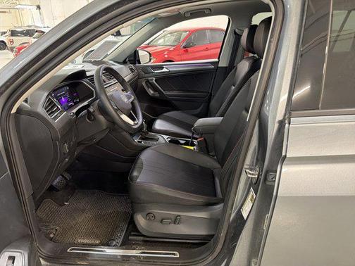 2024 Volkswagen Tiguan 2.0T Wolfsburg Edition