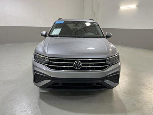 Pyrite Silver Metallic 2024 Volkswagen Tiguan 2.0T S