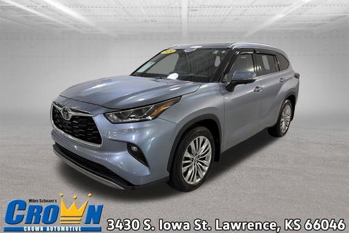 Moon Dust 2024 Toyota Highlander Platinum