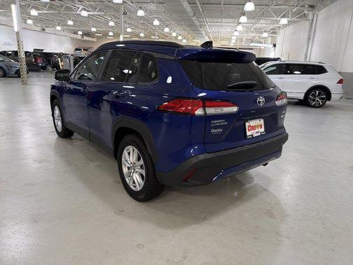 Blue Crush Metallic 2025 Toyota Corolla Cross LE