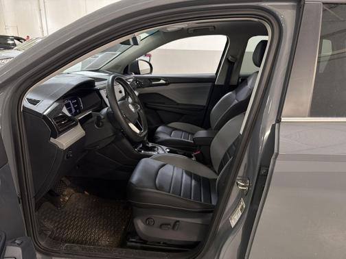 Pure Gray 2024 Volkswagen Taos 1.5T SEL