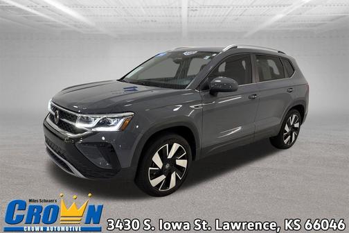 Pure Gray 2024 Volkswagen Taos 1.5T SEL