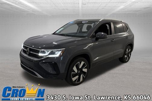 Pure Gray 2024 Volkswagen Taos 1.5T SEL