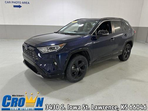 2020 Toyota RAV4 Hybrid SE