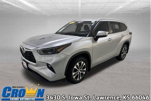 2023 Toyota Highlander Hybrid XLE