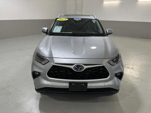 2023 Toyota Highlander Hybrid XLE