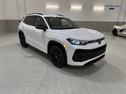 2026 Volkswagen Tiguan 2.0T SE R-Line Black 4MOTION