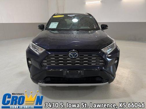 2020 Toyota RAV4 Hybrid SE