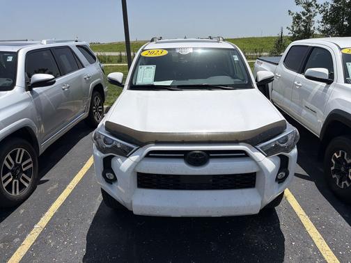 Ice Cap 2023 Toyota 4Runner SR5 Premium