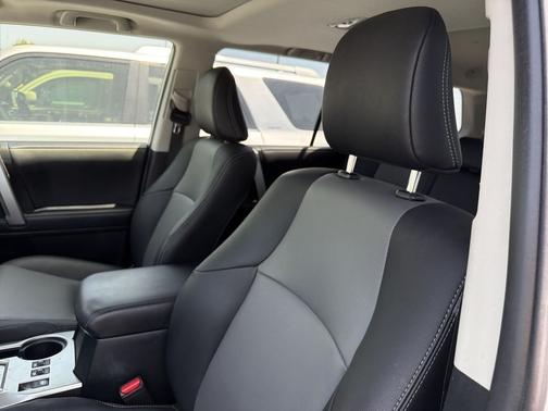 Ice Cap 2023 Toyota 4Runner SR5 Premium