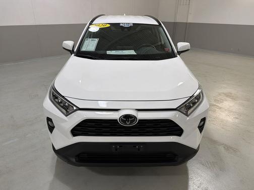 Super White 2020 Toyota RAV4 XLE