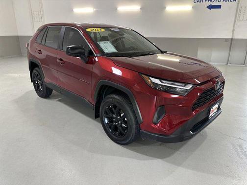 2024 Toyota RAV4 LE