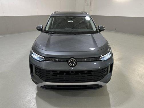 2025 Volkswagen Tiguan 2.0T SE 4MOTION