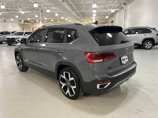 2023 Volkswagen Taos 1.5T SEL