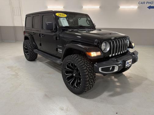 Black Clearcoat 2021 Jeep Wrangler Unlimited Sahara