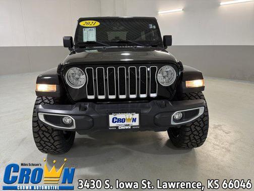 Black Clearcoat 2021 Jeep Wrangler Unlimited Sahara