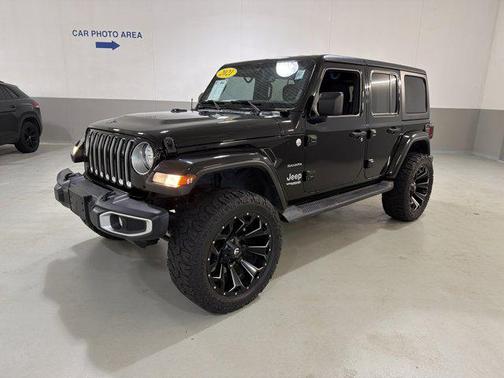 Black Clearcoat 2021 Jeep Wrangler Unlimited Sahara
