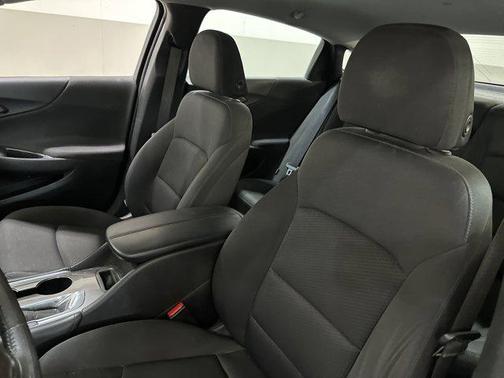 2016 Chevrolet Malibu 1LT