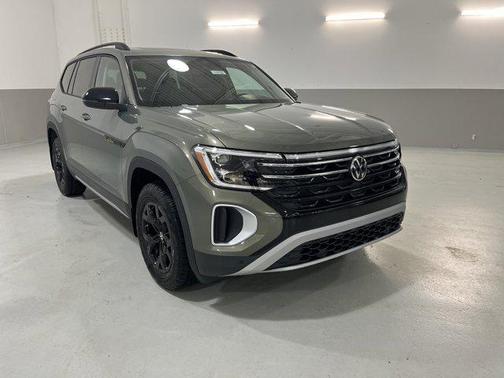 2026 Volkswagen Atlas Peak Edition