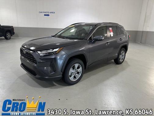 2025 Toyota RAV4 Hybrid SE