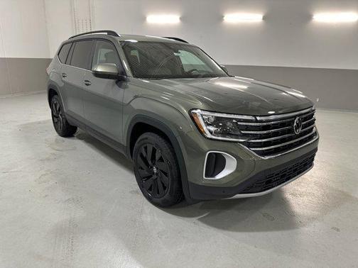 2026 Volkswagen Atlas 2.0T SE w/Technology 4MOTION