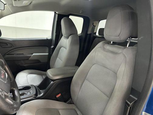 2021 GMC Canyon Elevation Standard