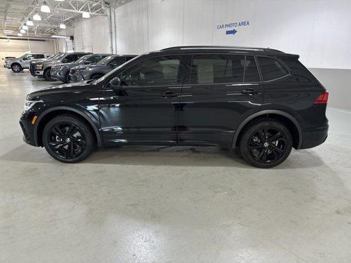 2024 Volkswagen Tiguan 2.0T SE R-Line Black 4MOTION