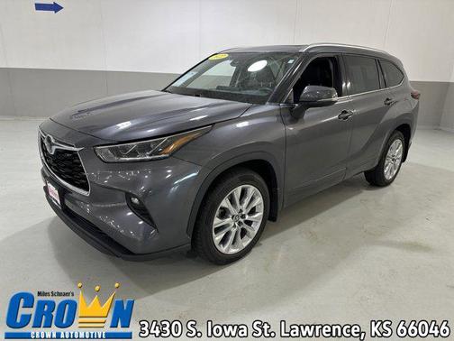 2022 Toyota Highlander Limited