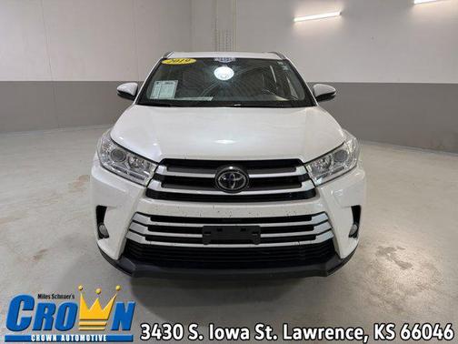 Blizzard Pearl 2019 Toyota Highlander XLE