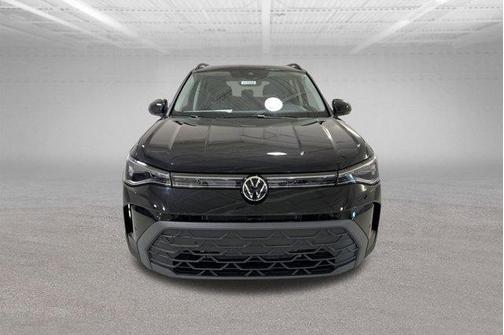 2025 Volkswagen Taos 1.5T SE Black