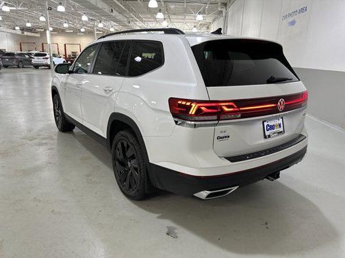 2026 Volkswagen Atlas 2.0T SE w/Technology 4MOTION