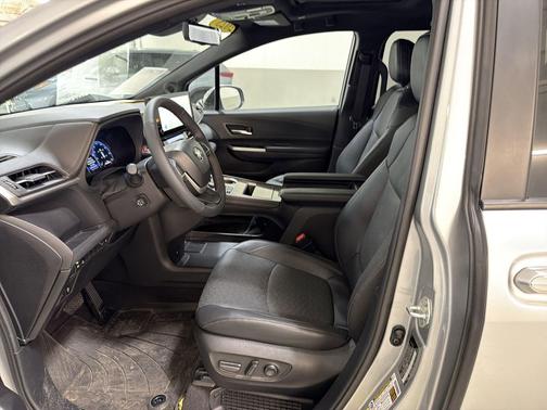 Celestial Silver Metallic 2025 Toyota Sienna Limited