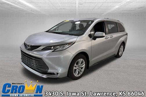 Celestial Silver Metallic 2025 Toyota Sienna Limited