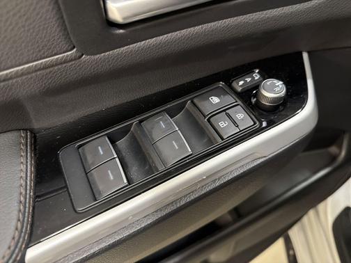 Celestial Silver Metallic 2025 Toyota Sienna Limited