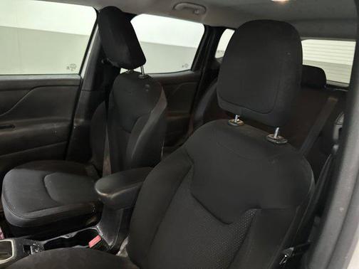 2020 Jeep Renegade Altitude