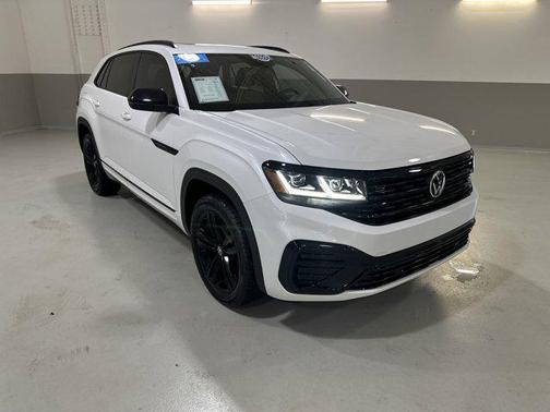 2023 Volkswagen Atlas Cross Sport 3.6L V6 SEL R-Line