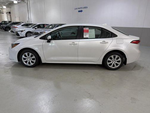 Wind Chill Pearl 2026 Toyota Corolla LE