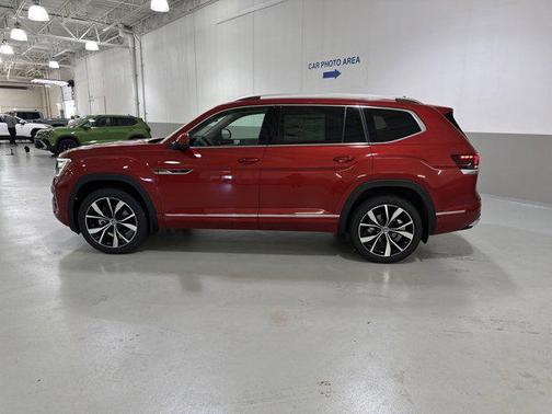 2025 Volkswagen Atlas 2.0T SEL Premium R-Line 4MOTION