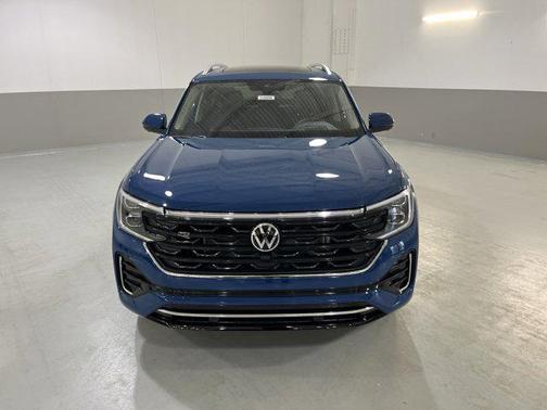 2026 Volkswagen Atlas 2.0T SEL Premium R-Line 4MOTION