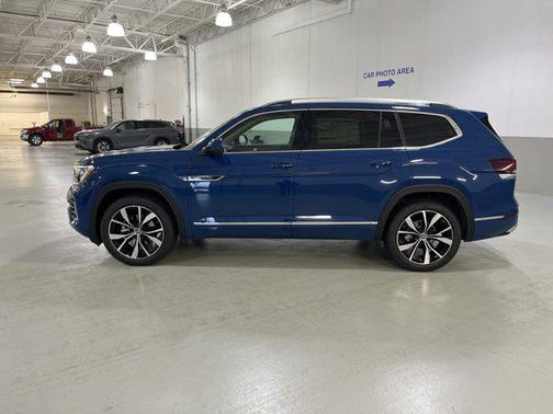 2026 Volkswagen Atlas 2.0T SEL Premium R-Line 4MOTION