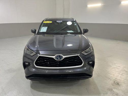 2020 Toyota Highlander Hybrid XLE