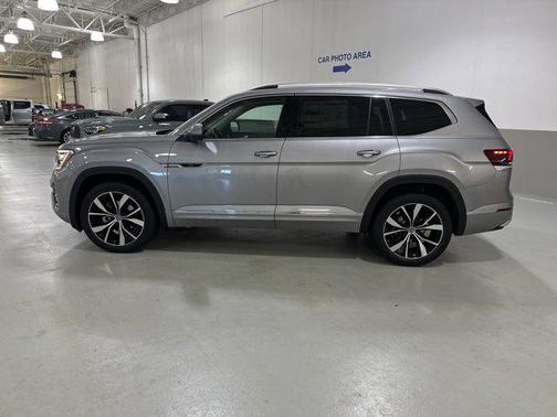 2026 Volkswagen Atlas 2.0T SEL Premium R-Line 4MOTION
