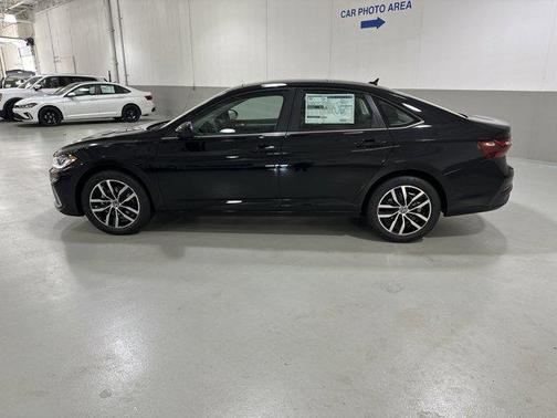 2026 Volkswagen Jetta 1.4T SE